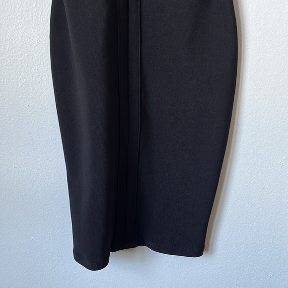 Express Black Bodycon Dress with Back Cutouts Size 2 Excellent Condition - Picture 5 of 6